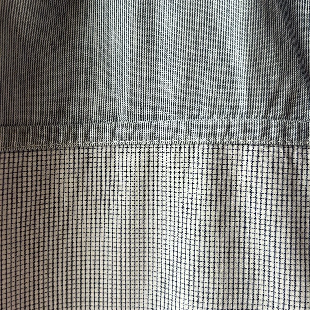 GUESS Blue Color Block Button Down Collared Shirt Size Small - Picture 6 of 10